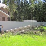 удаление деревьев произведено успешно, ничего не пострадало